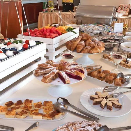 Hotel Savoy