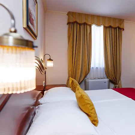 Szálloda Savoy 4*