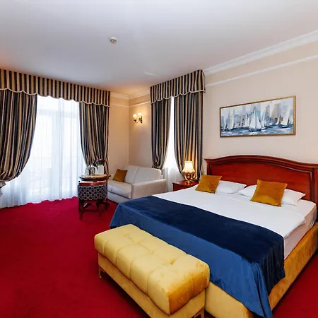Savoy Hotel