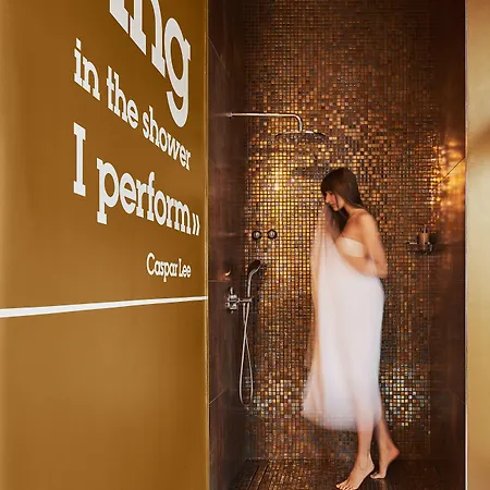 Savoy Hotel 4*