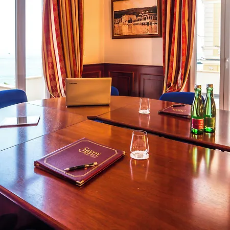 Savoy Hotel 4*
