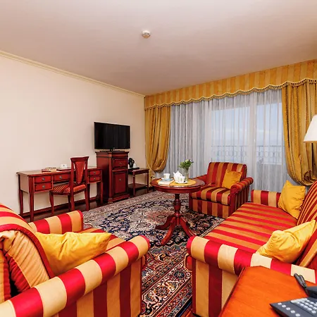 Hotel Savoy