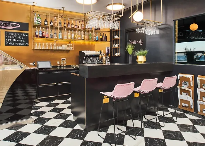 萨沃伊酒店 酒店 奥帕提亚