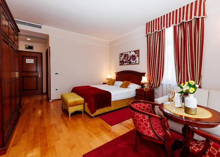 Hotell Savoy 4*