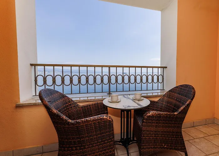 Savoy Hotell 4*