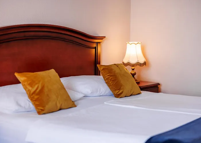 萨沃伊酒店 酒店