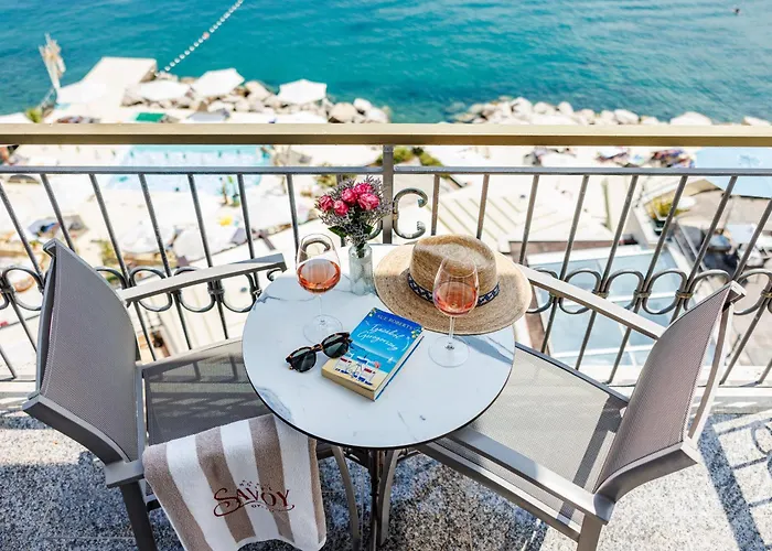 萨沃伊酒店 4* 奥帕提亚