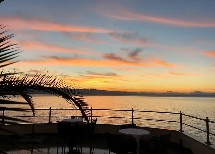 酒店 萨沃伊酒店 4*