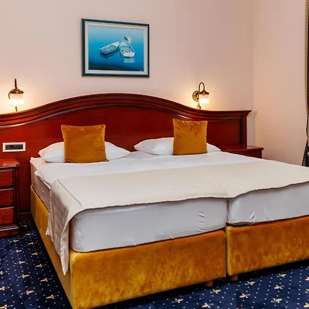 Savoy Hotel