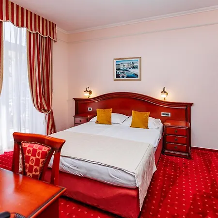 Savoy Hotel
