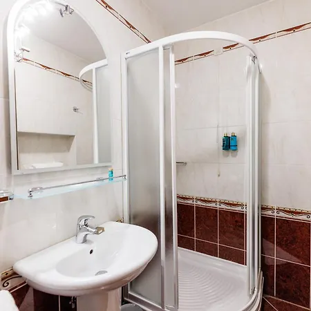 Savoy Hotel 4*