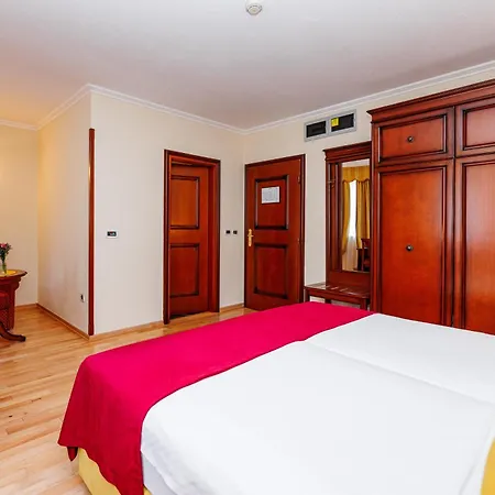 Hotel Savoy